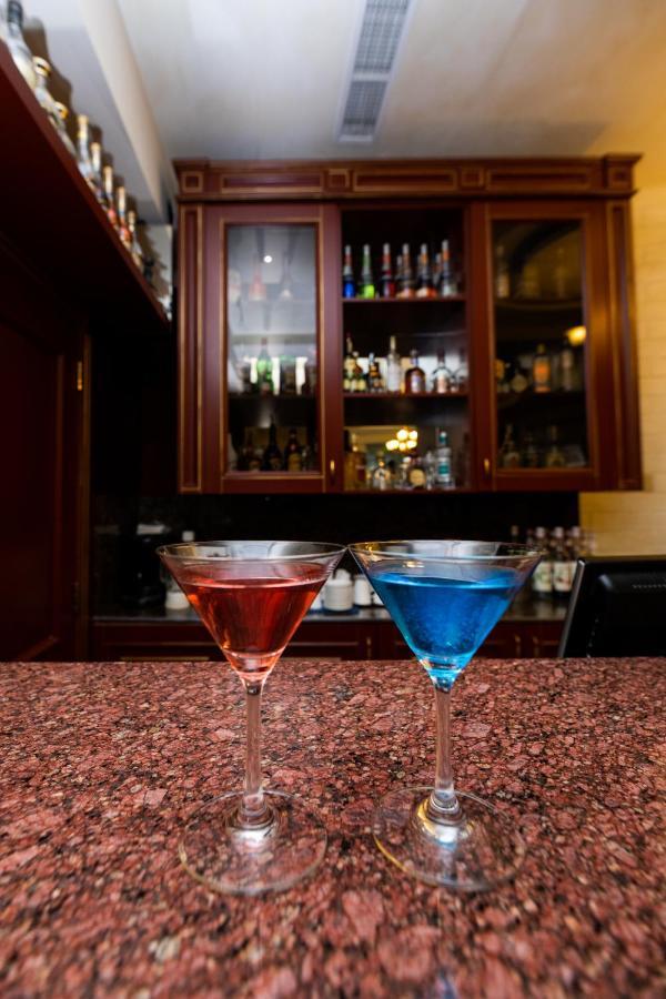 Diamond Hotel Jerevan Buitenkant foto