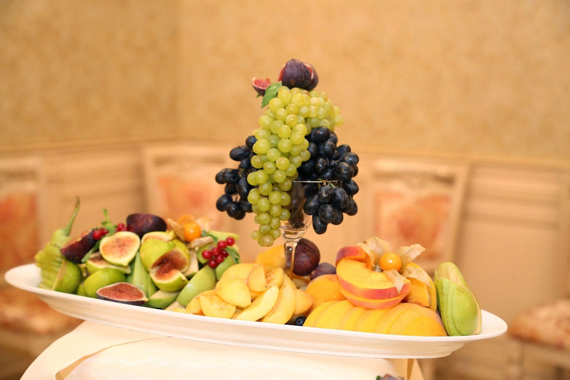 Diamond Hotel Jerevan Buitenkant foto